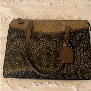 NWT Guess shoulder purse